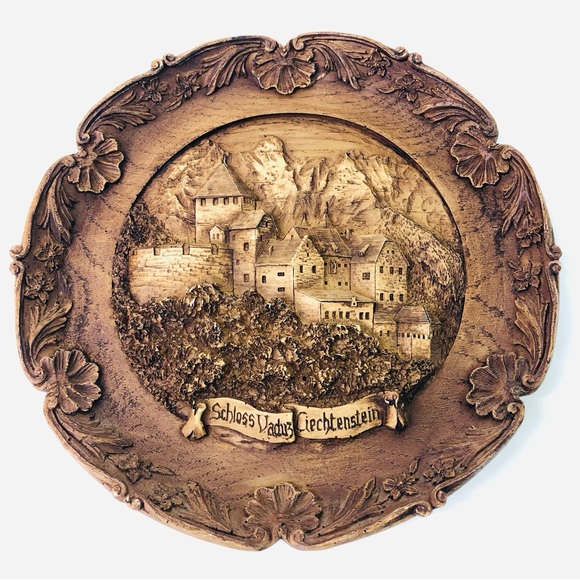 VTG Wood Carved Engraved 3D Plate 8.5" Schloss Leichtenstein Wall Hanging Plaque - Picture 7 of 7
